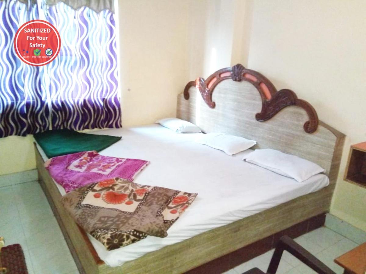 Hotel P N Ganga バラナシ エクステリア 写真